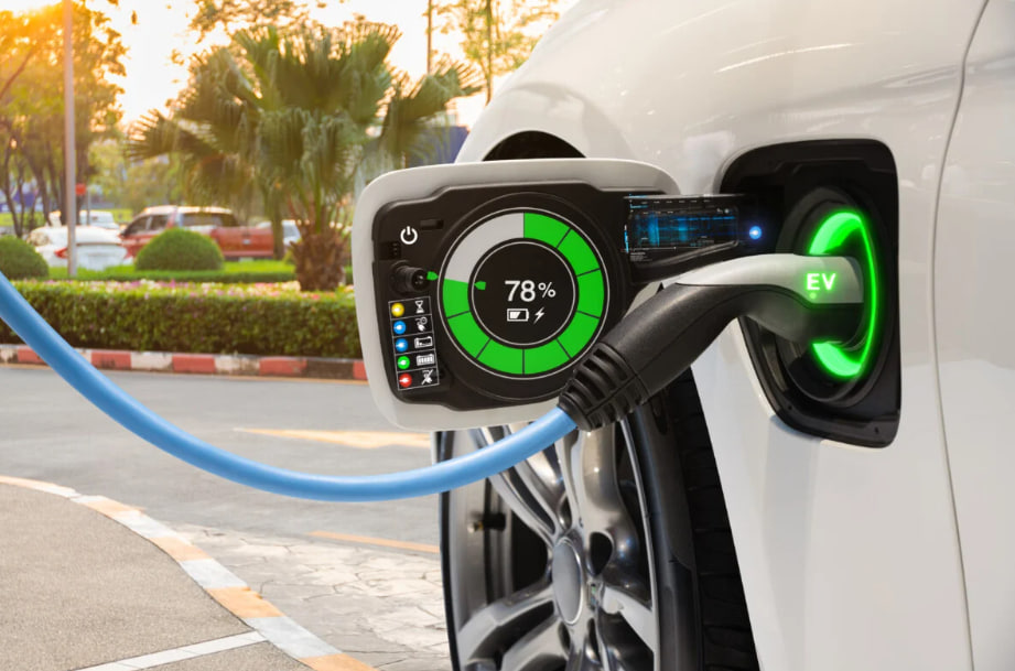outstanding-technology-of-electric-cars-a-special-factor-that-attracts-users